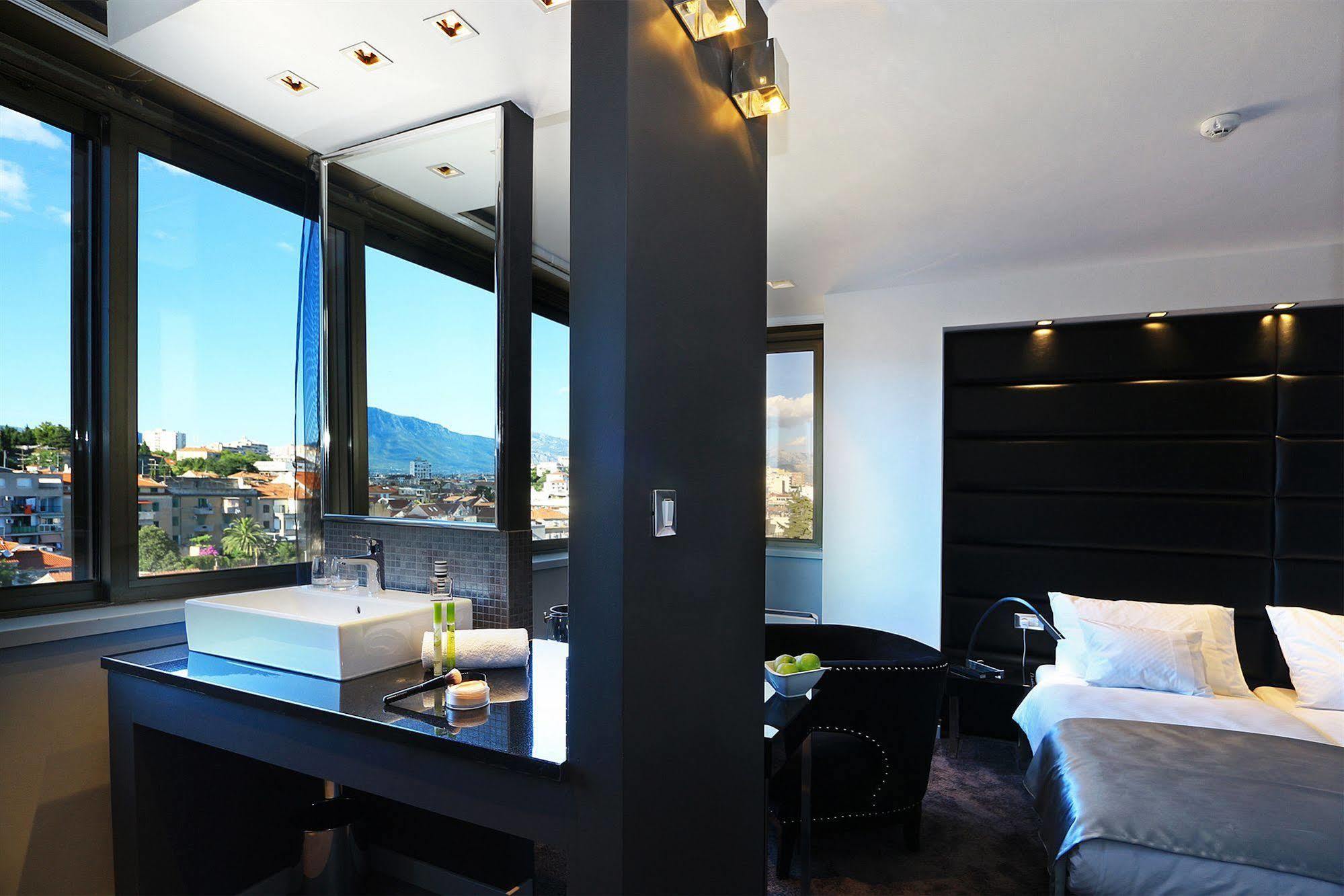 The View Luxury Rooms Spalato Esterno foto